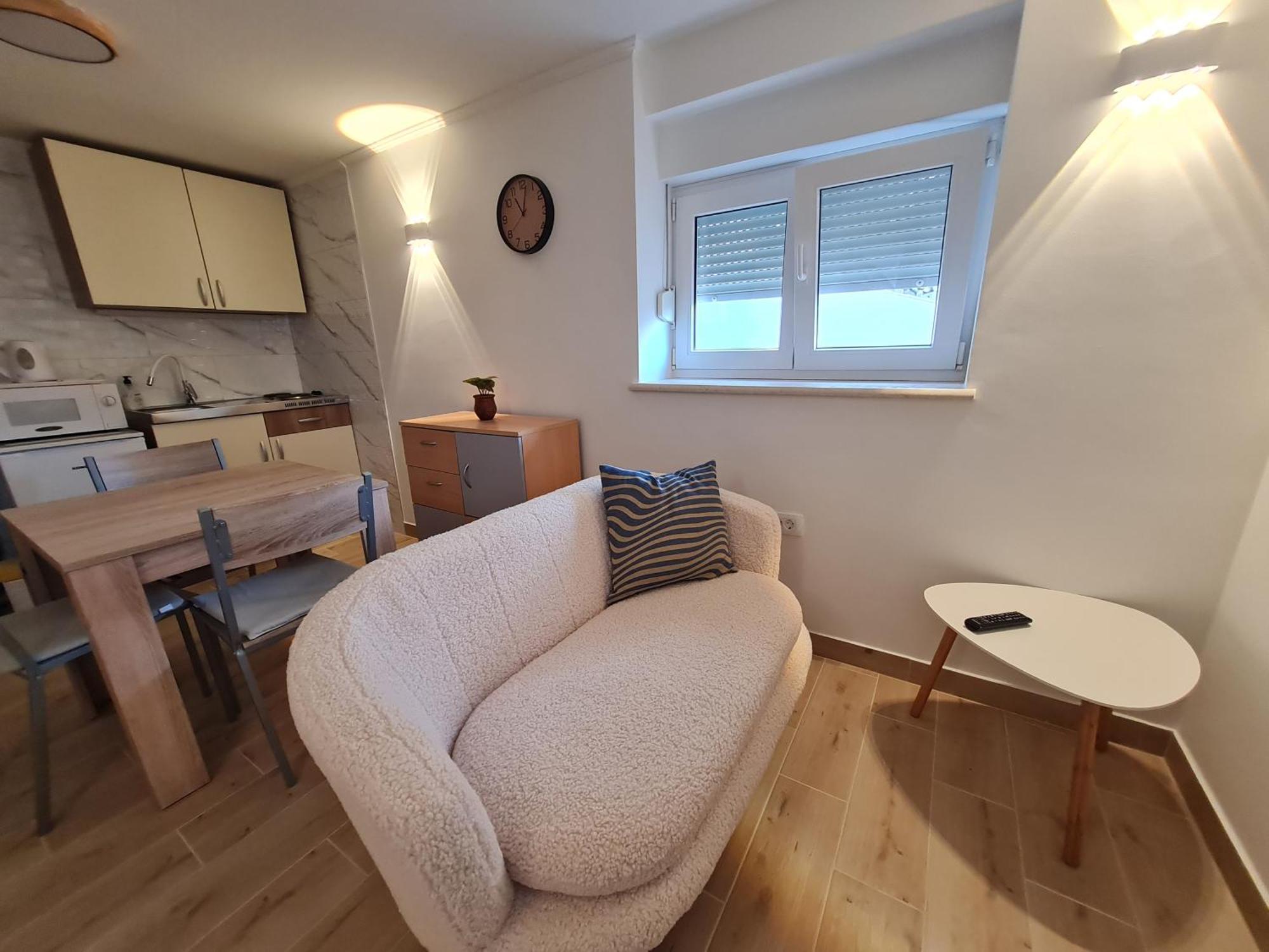 Apartman Luka Klenovica Eksteriør billede