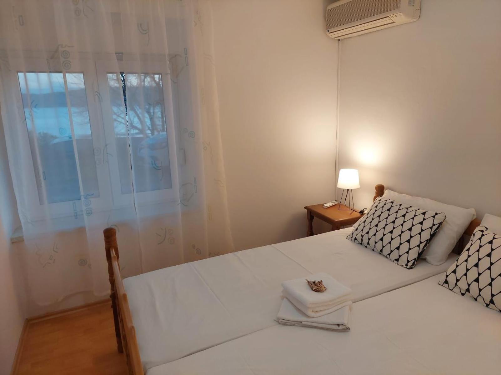 Apartman Luka Klenovica Eksteriør billede